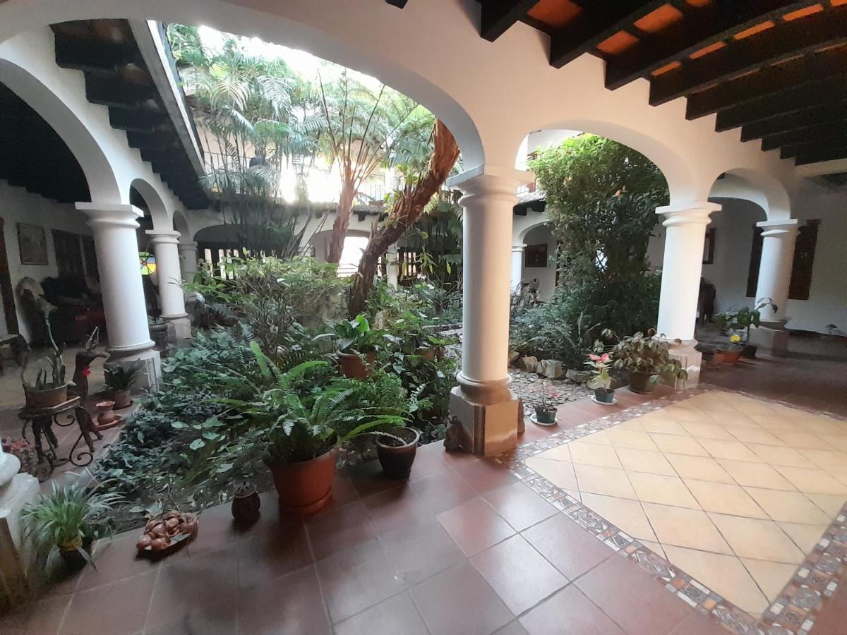 Hotel Y Jardines Casa Buho Antigua Exteriör bild