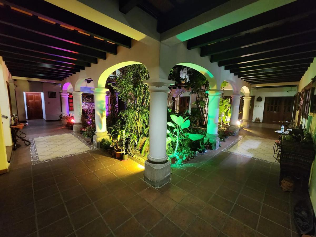 Hotel Y Jardines Casa Buho Antigua Exteriör bild
